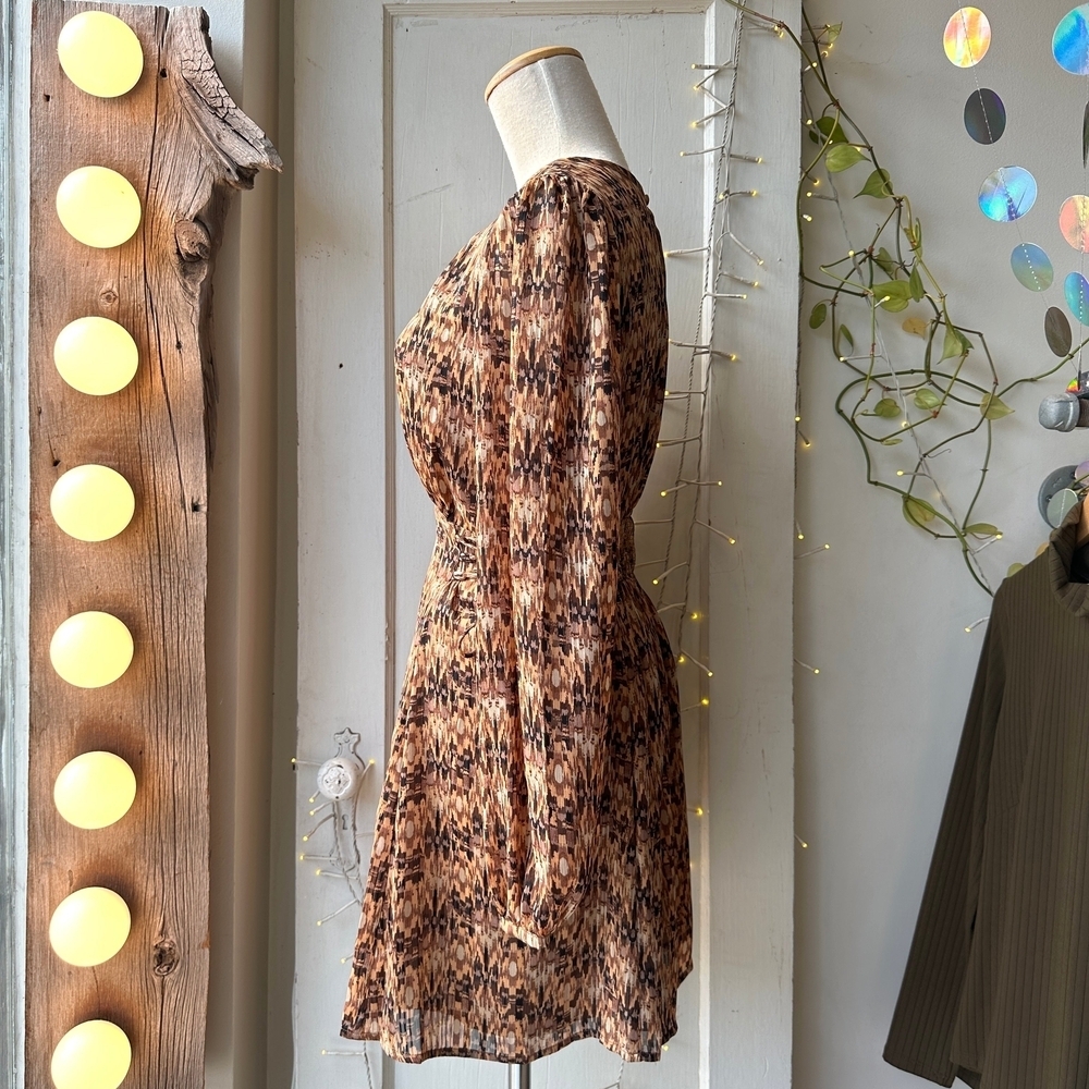 Black Tape_ Brown and Tan Patterned Garment - Picture 8 of 9